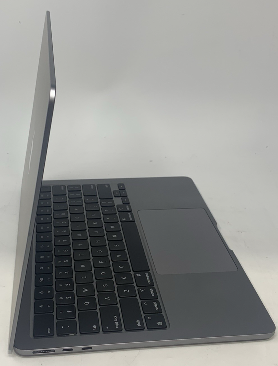 2022 Apple MacBook Air 13
