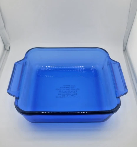Vintage Cobalt Blue Anchor Hocking Square 8x8' 2 Quart Glass Baking Dish Pan