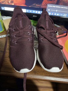 adidas cloudfoam pure burgundy