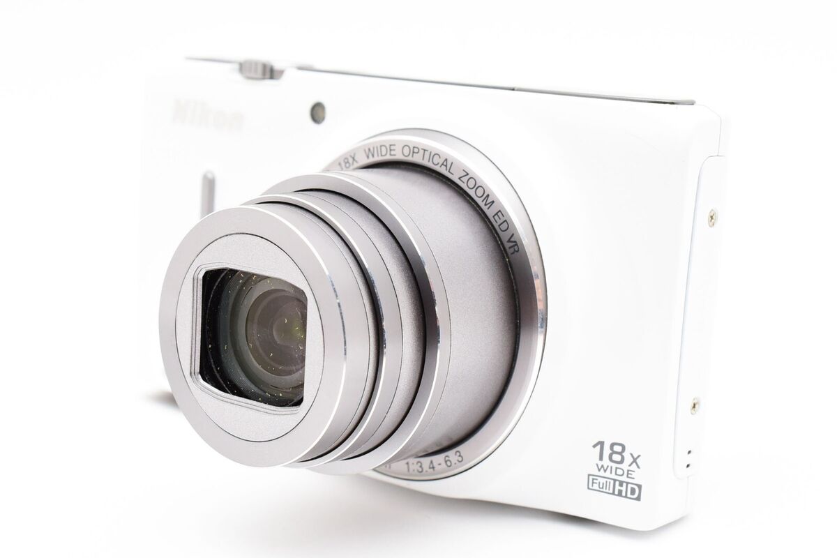 Nikon COOLPIX S9400 18.1MP Digital Camera 18x Optical Zoom w Nikon COOLPIX S9400 18.1MP Digital Camera 18x Optical Zoom w
