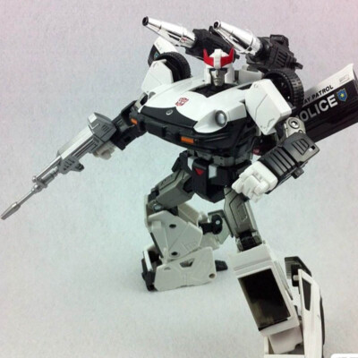 TAKARA TOMY Transformers Prowl Masterpiece MP17 6