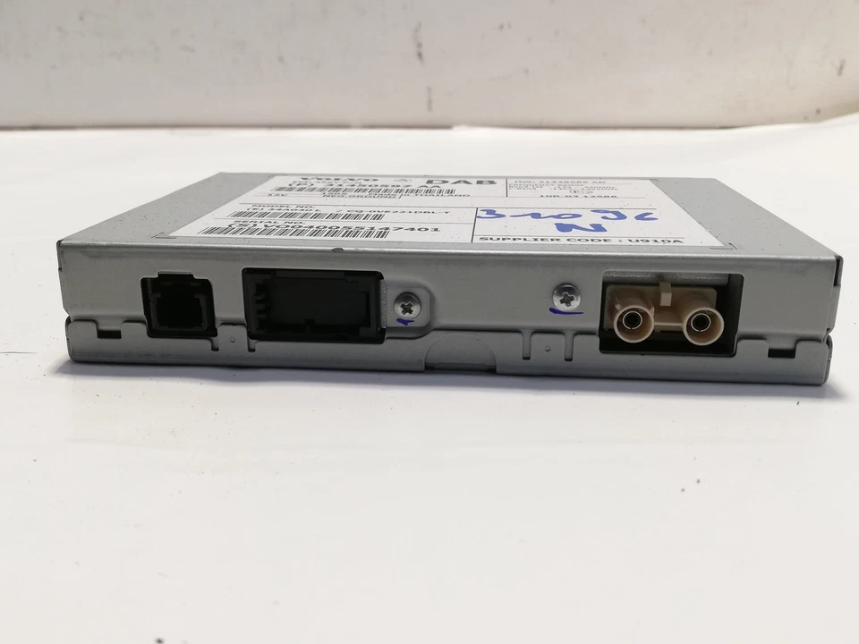 Amplificador Antena VOLVO V40 Cross Country 526 31450597 2.0 Diesel 88kw 30335246 Foto 2 de 4