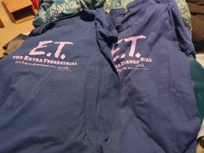 Two Vintage 1982 ET THE EXTRA-TERRESTRIAL FILM Cast and Crew Movie Promo T-Shirt