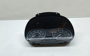 BMW 1 E81 Kombiinstrument 9220942 2.00 Petrol 2008 33679456