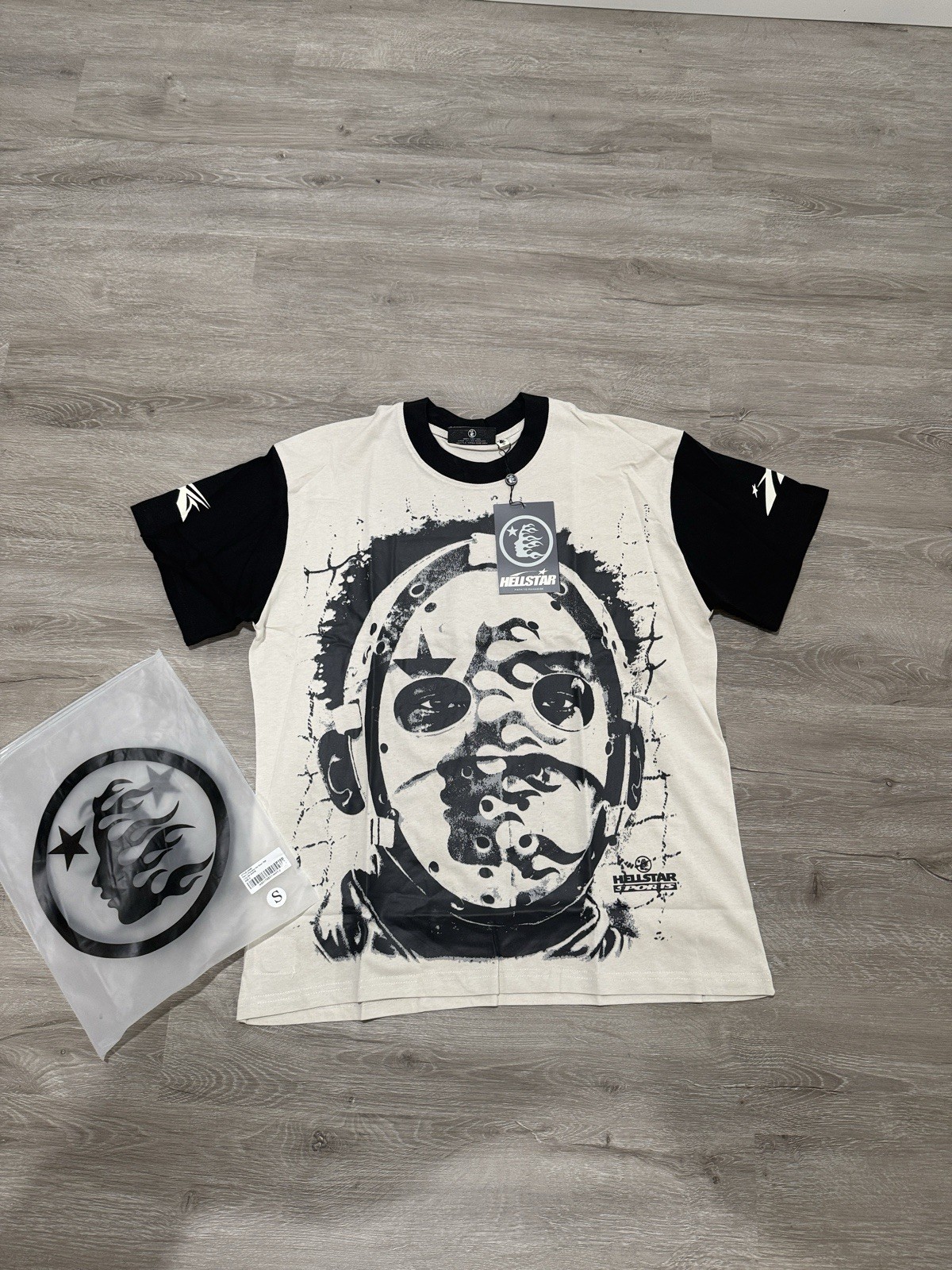 Vintage Hellstar Jason Mask Graphic T-Shirt for Men Size M in Black DM Before Purchase