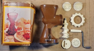 Vtg Barry-Ware Pasta Machine Made In Italy W/Box and 4 Mold Die Pcs.