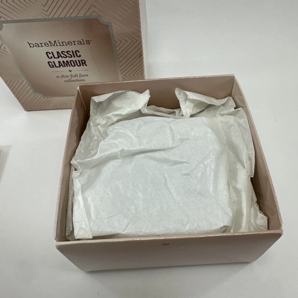 Nuevo BareMinerals Clásico Glamour 5 Piezas Colección Cara Completa Tamaño de Viaje EN CAJA Foto 3 de 4