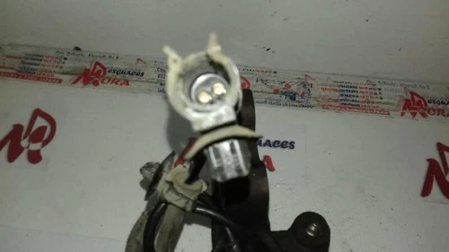 Mangueta Delantera Izquierda para RENAULT MEGANE I FASE 2 COUPE (DA...) 2683832 - Imagen 3 de 3