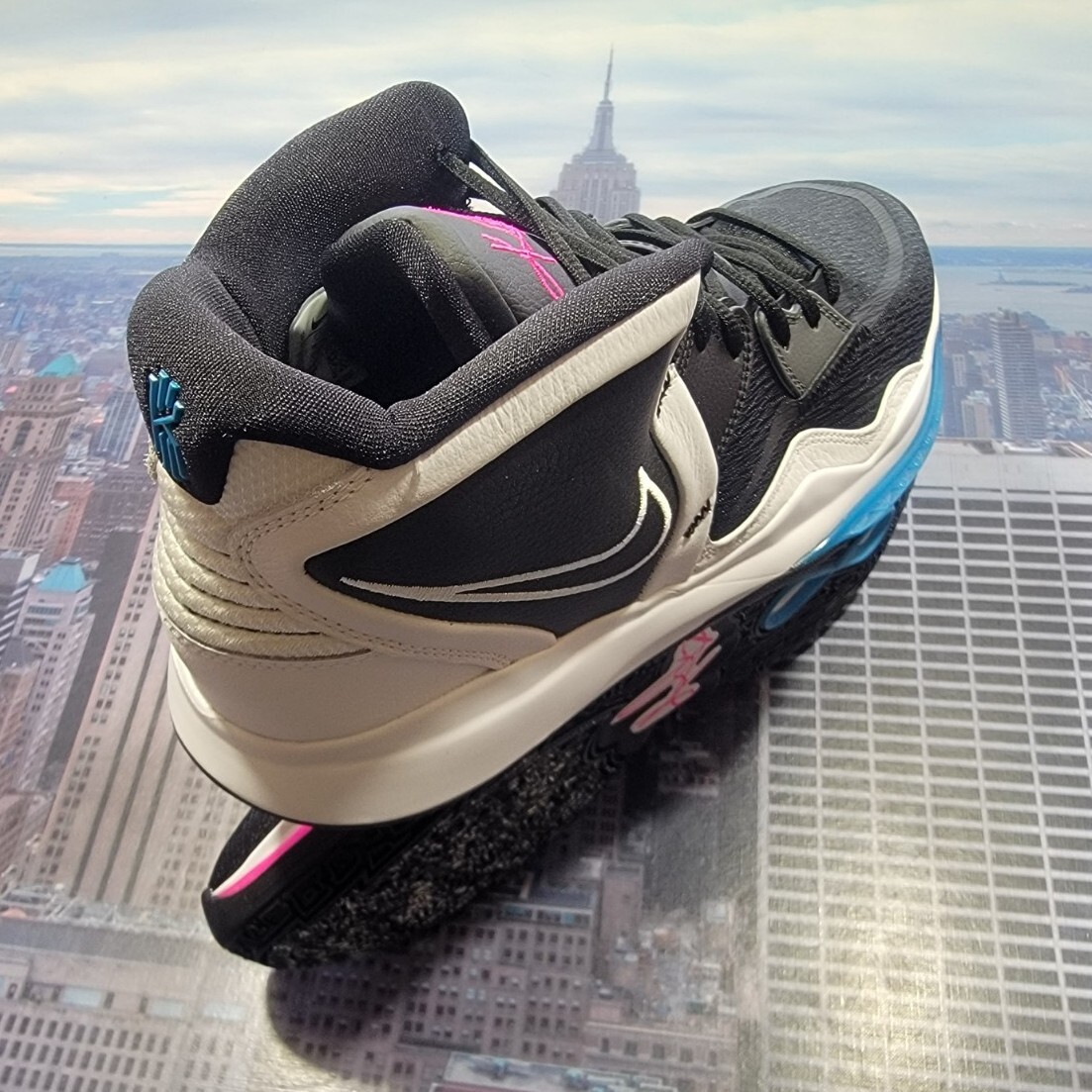 Nike Kyrie 8 Infinity South Beach Black/White Mens Size 12 CZ0204