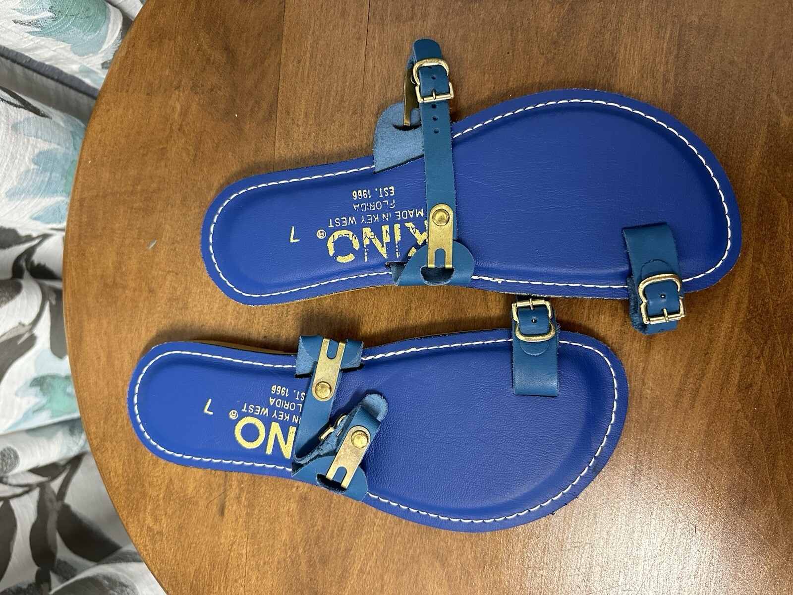 Picture 1 of 4