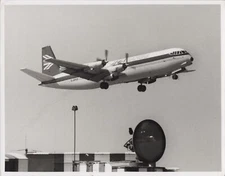 BEA BRITISH EUROPEAN AIRWAYS VICKERS VANGUARD CARGO ORIGINAL VINTAGE PHOTO 2