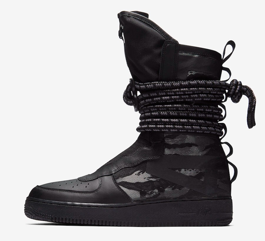 ブーツ NIKE - NIKE Nike SF Air Force 1 HI Black Sneakers Boots Triple Black