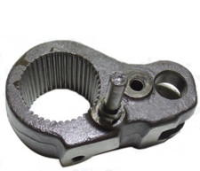 4981460 BRACCIO SOLLEVATORE TRATTORE FIAT 480-550-640