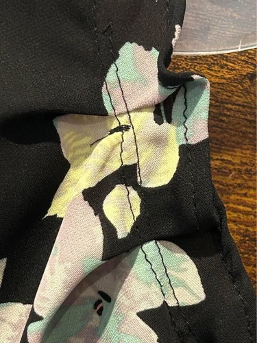 Lauren Conrad Women Floral Flouncy Flowing Blouse Sz Large - Picture 4 of 5