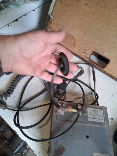 Chevy,Ford,Mopar.Vintage AM/FM Cassette CB Stereo - Shaft Post Style Car Radio - Picture 16 of 21