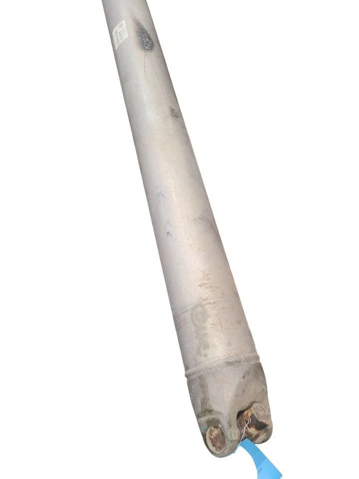 Eje de transmisión trasero 4x4 doble cabina caja de 6' 6" para camioneta Sierra 2500 11-15 627667 Foto 3 de 4