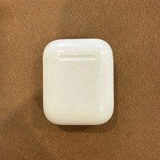 Genuine Apple AirPods 1st and 2nd Gen Replacement Charging Case - A1602