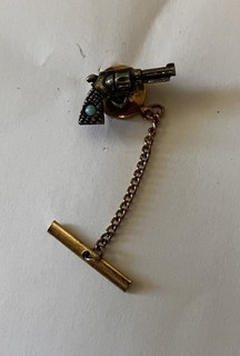 Vintage Pistol Tie Tack. Small Turquoise Colored Stone Accent On The Grip. Nice