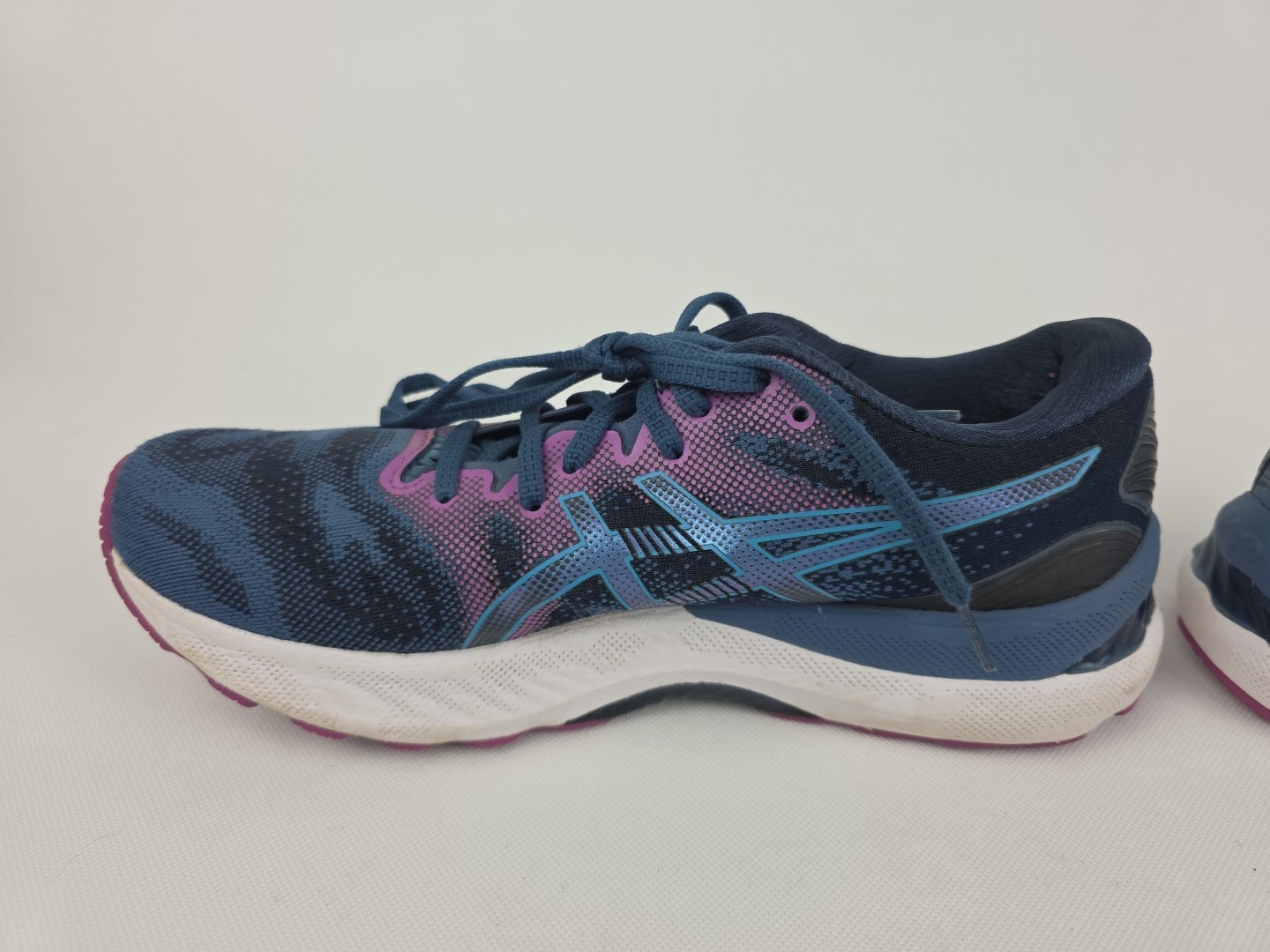 Asics Gel Nimbus 23 Womens Size 10 Running Shoes Navy Blue Purple 1012A885 thumbnail 8