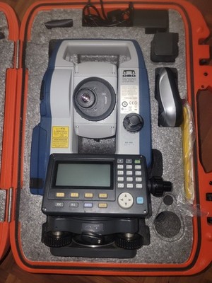 SOKKIA CX-105 Total Station GS7015 with Case.