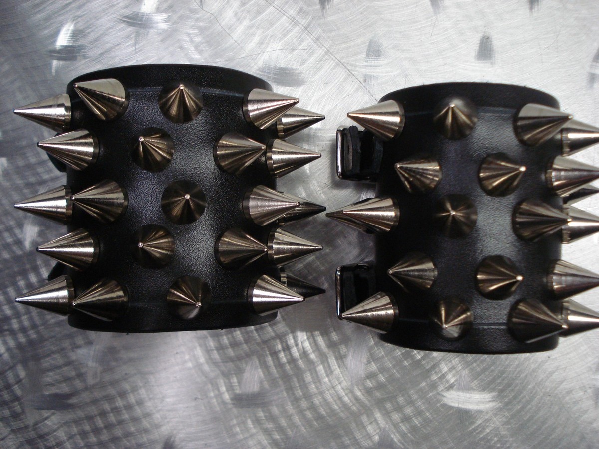 LEATHER SPIKED BRACELETS. DEATH METAL .....(MDLB0214 
