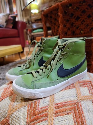 Nike Blazer Mid 77 Asparagus