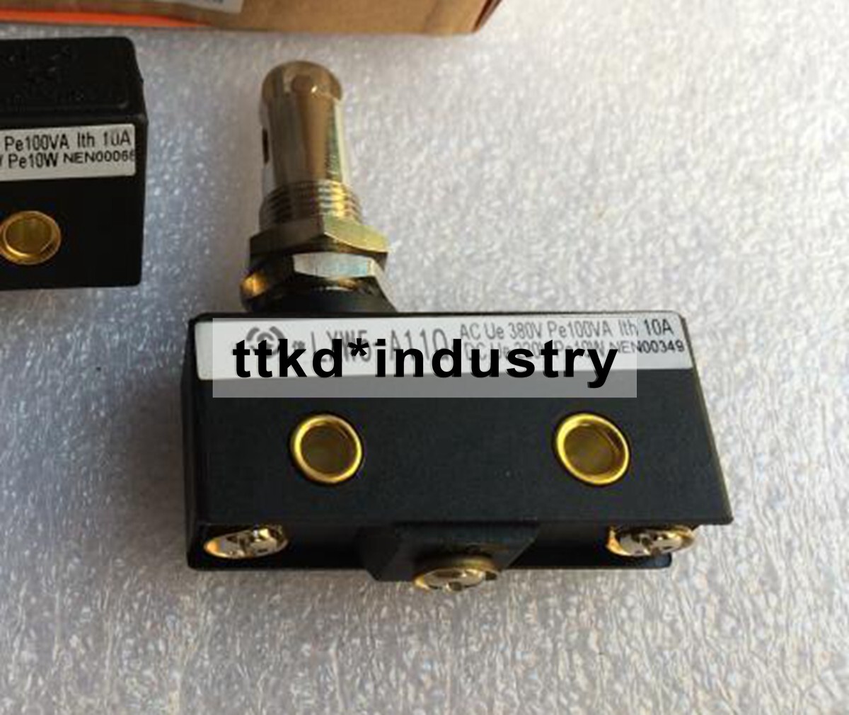 1PC NEW For LXW5-A11Q1 travel limit switch | eBay