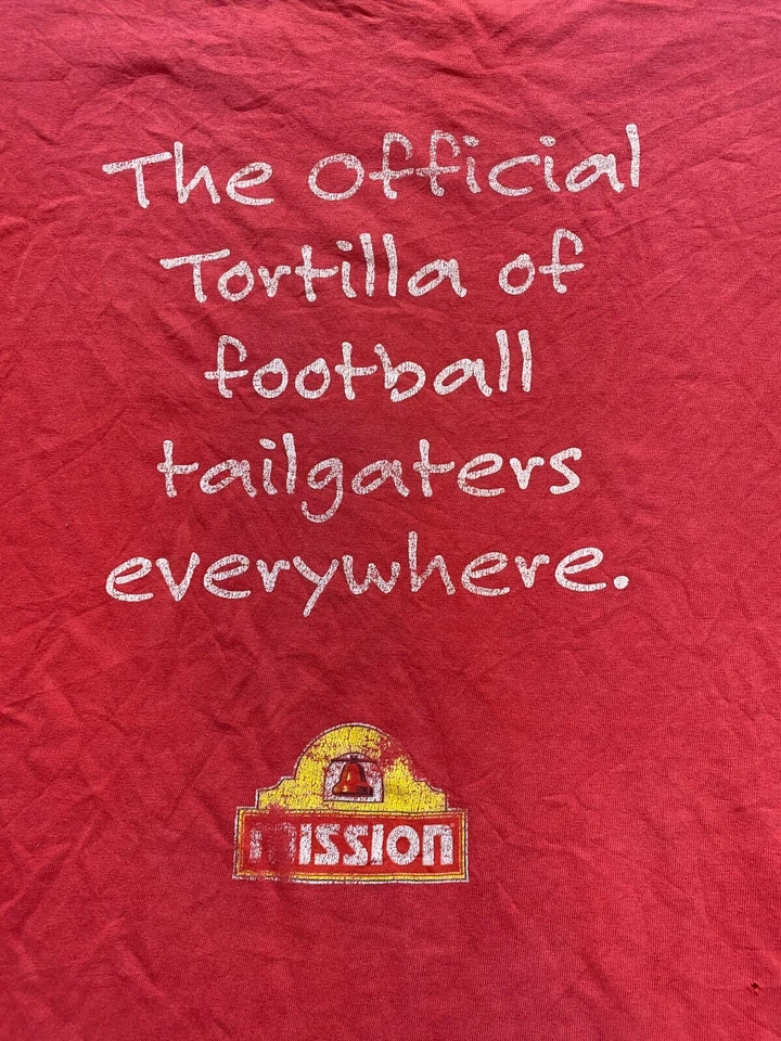 Camisa Tortillas De Colección Mission Foods Adulto Extra Grande Roja Fútbol Tailgaters Para Hombres Foto 2 de 4
