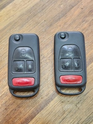 98-05 Mercedes Benz ML320 430 500 Key Fob Set of 2 OEM