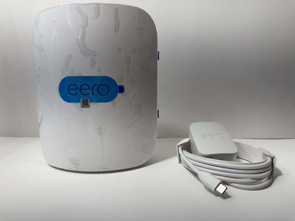 eero Pro Tri-Band Mesh Wi-Fi Router White (Frontier Powered)