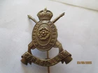 BRITISH ARMY HAMPSHIRE YEOMANRY WW2  KINGS CROWN CAP BADGE