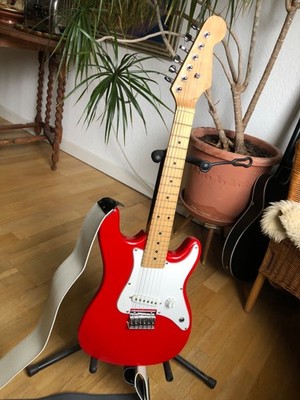 E-Gitarre für Kinder feuer rot Modell Mark Knopfler Stratocaster