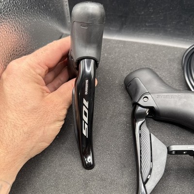 Shimano 105 シフター ペア ブラック Shimano 105 シフター ブラック