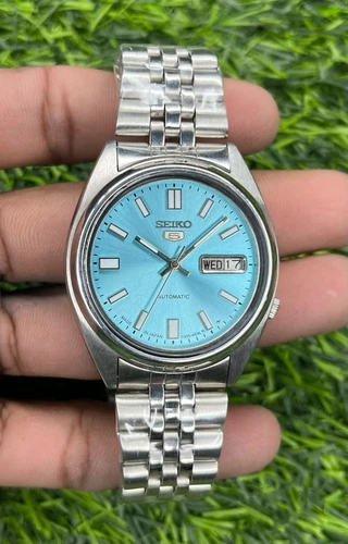 Vintage Seiko 5 Ice blue Dail Automatic 7009
