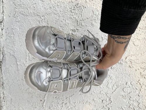 nike air more uptempo loud and clear