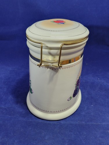 Knotts Berry Farm Ceramic Canister Hinged Lid Food Storage Country Farm Fruit - Picture 4 of 15