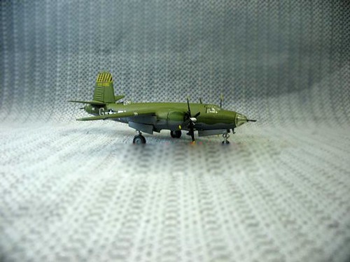WWII MARTIN-B-26 1/144 diecast plane model aircraft IXO - Picture 8 of 11