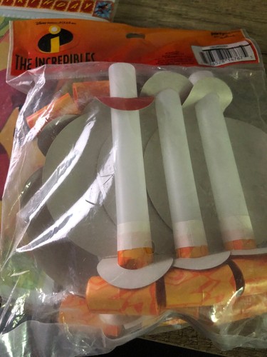 Disney Pixar The Incredibles Party Favors Supplies Banner & 8 Ct Blowouts - Picture 2 of 3