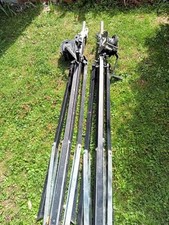 2 PIEDS A TREUILS MAT'UP 400 avec leurs 2 BARRES HORIZONTALES