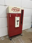Vintage 1952 Vendo H110D Coca-Cola Vending Machine – Classic Collectible