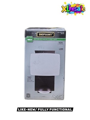 180° Black Motion Sensor Battery Powered Outdoor 1-Head Dusk to Dawn LED Securit