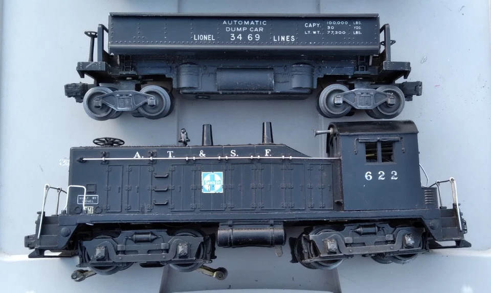 Lionel Postwar O 622 NW2 Diesel Switcher Locomotive Work Train Set Bell Ringer - Image 2 of 4