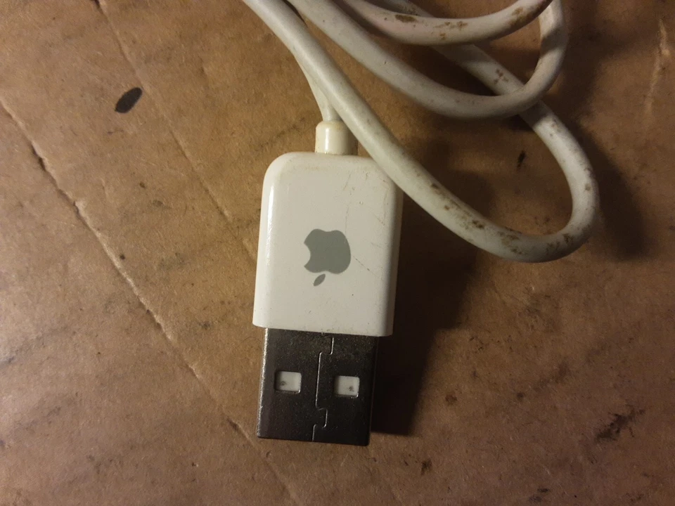 Apple Wired Mighty Mouse White A1152 USB Optical - Image 3 of 4