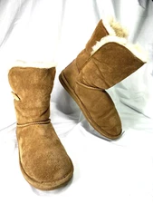 Bearpaw Boots Women's Size 7 ABIGAIL 1 Button Chestnut Suede Sheepskin Mid-Calf