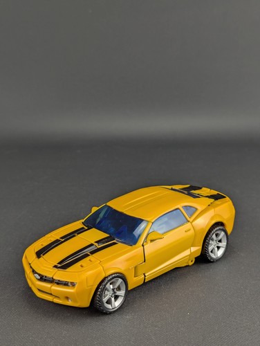 Transformers 2007 Movie Bumblebee complete Hasbro Deluxe Concept Camaro - Picture 5 of 5
