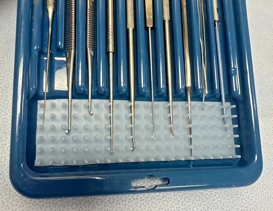 Juego de selección de orejas Storz de 11 piezas, juego de instrumentos otorrinolaringológicos juego de cureta de otología con estuche Foto 3 de 4