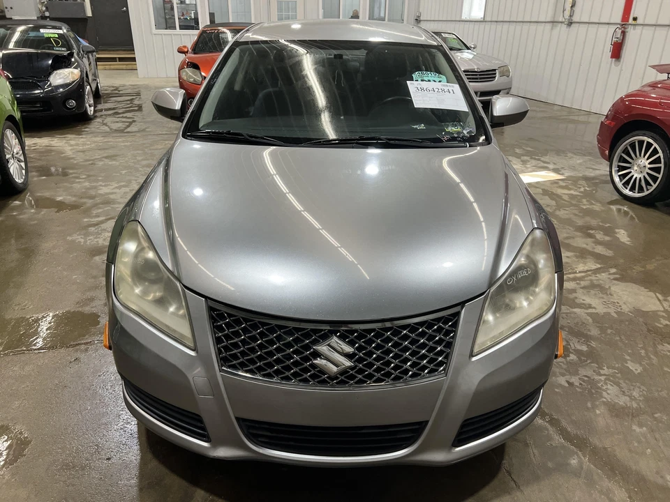 10-13 SUZUKI KIZASHI FRONT HOOD PANEL BONNET PLATINUM SILVER METALLIC ZNC - Image 3 of 4