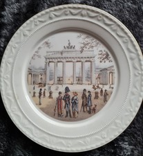 Kurlandwandteller KPM Berlin , Zeptermarke &ldquo;Das Brandenburger Tor &ldquo;