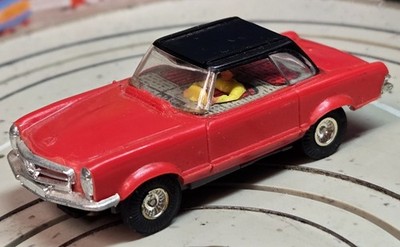 Faller AMS 4851 ~ Mercedes 230 With Sliding Chassis, 60s Toy #EBS1865