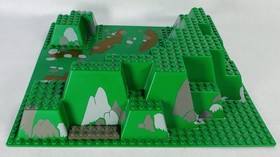 LEGO Raised Baseplate 6024 for Dark Forest Castle Set 6079